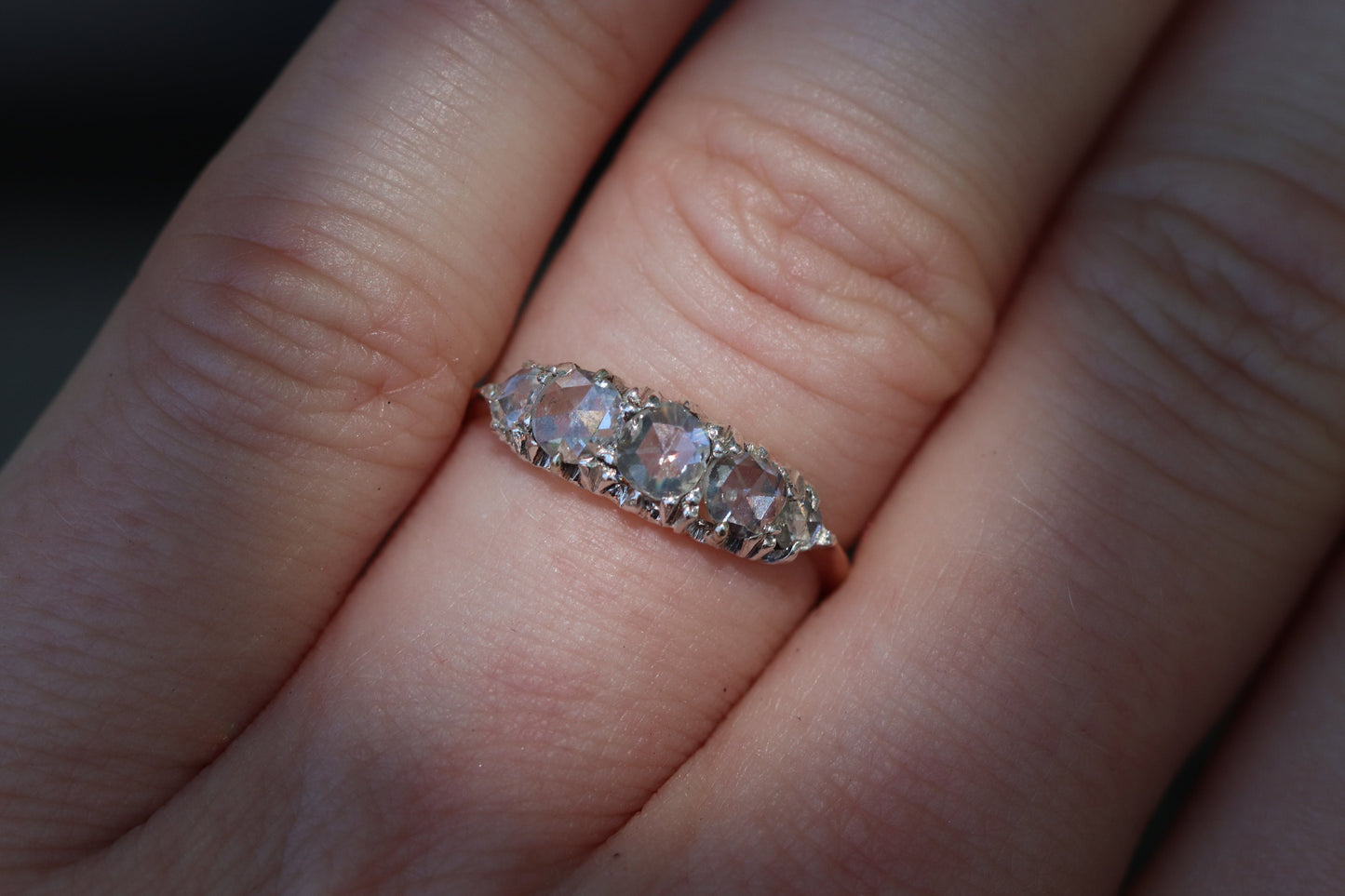 Rose cut diamond 5 stone set in 18 k white gold size 7 sizable