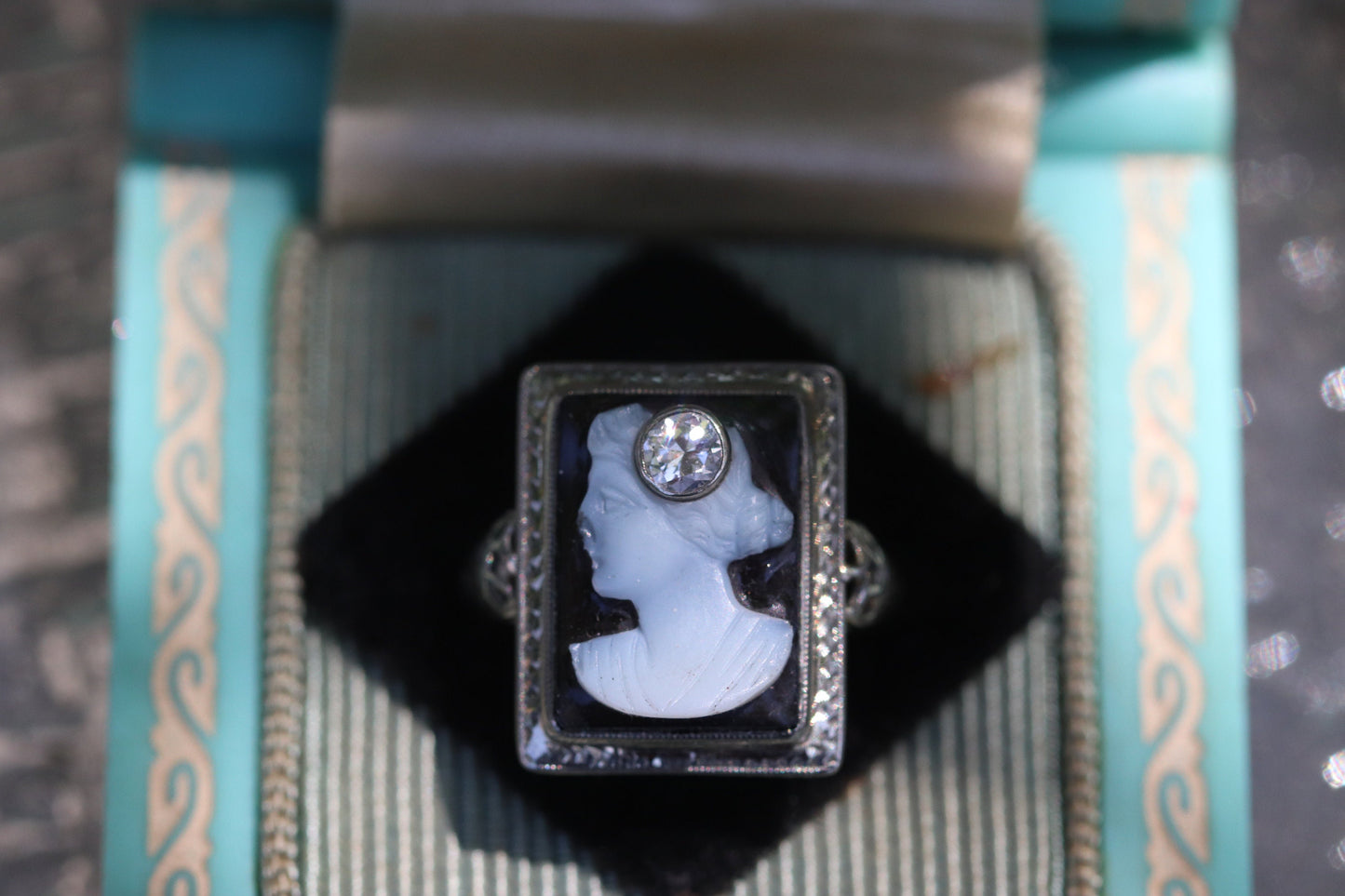 14k white gold onyx cameo ring with .17 old mine cut diamond size 5.25 sizable