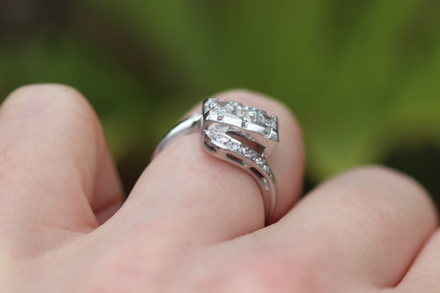 1.10 ctw Art Deco platinum and diamond ring size 5.75 sizable