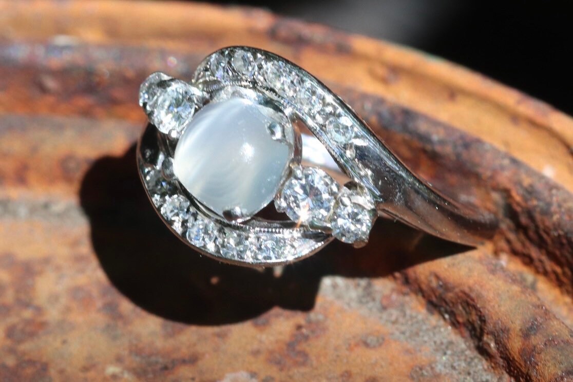 1950s cats eye platinum moonstone and natural diamond ring size 5.75 (sizable)