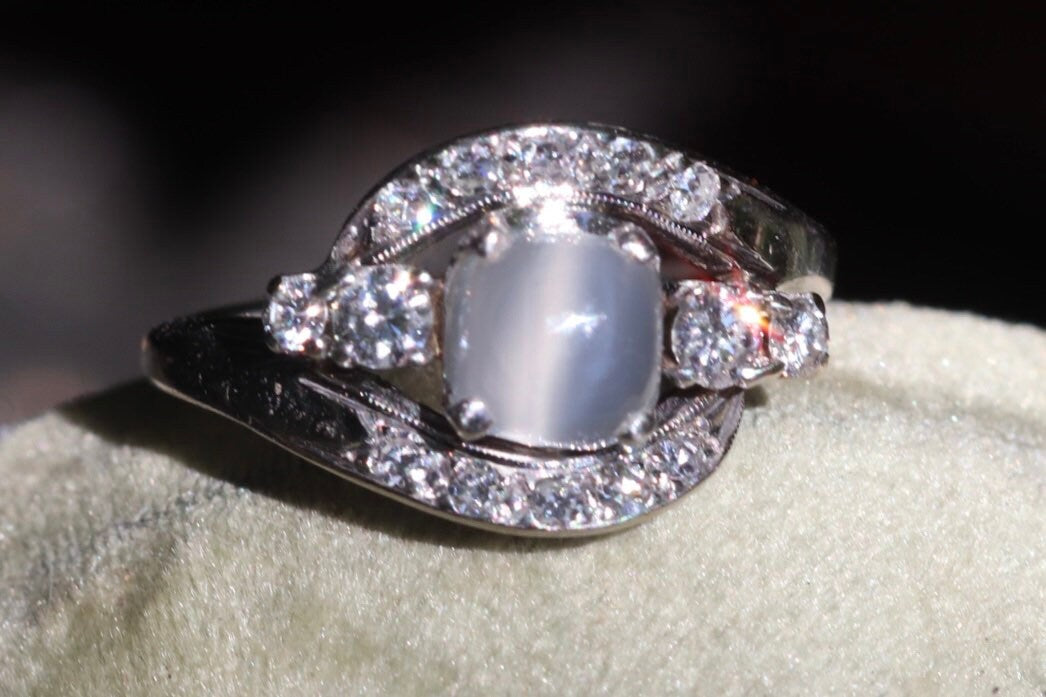 1950s cats eye platinum moonstone and natural diamond ring size 5.75 (sizable)