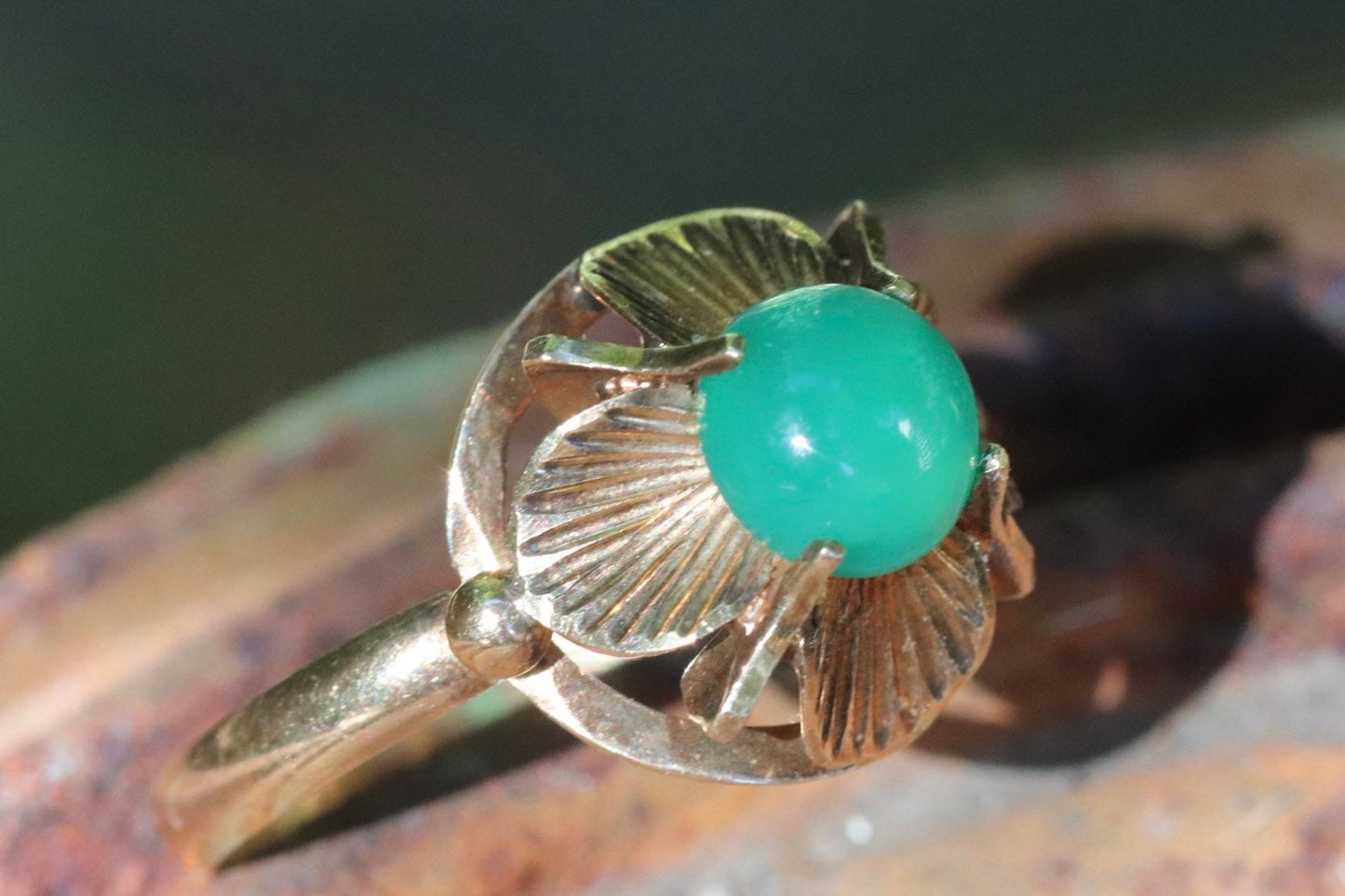 14k 1940s calcedony ring size 6 (sizable)