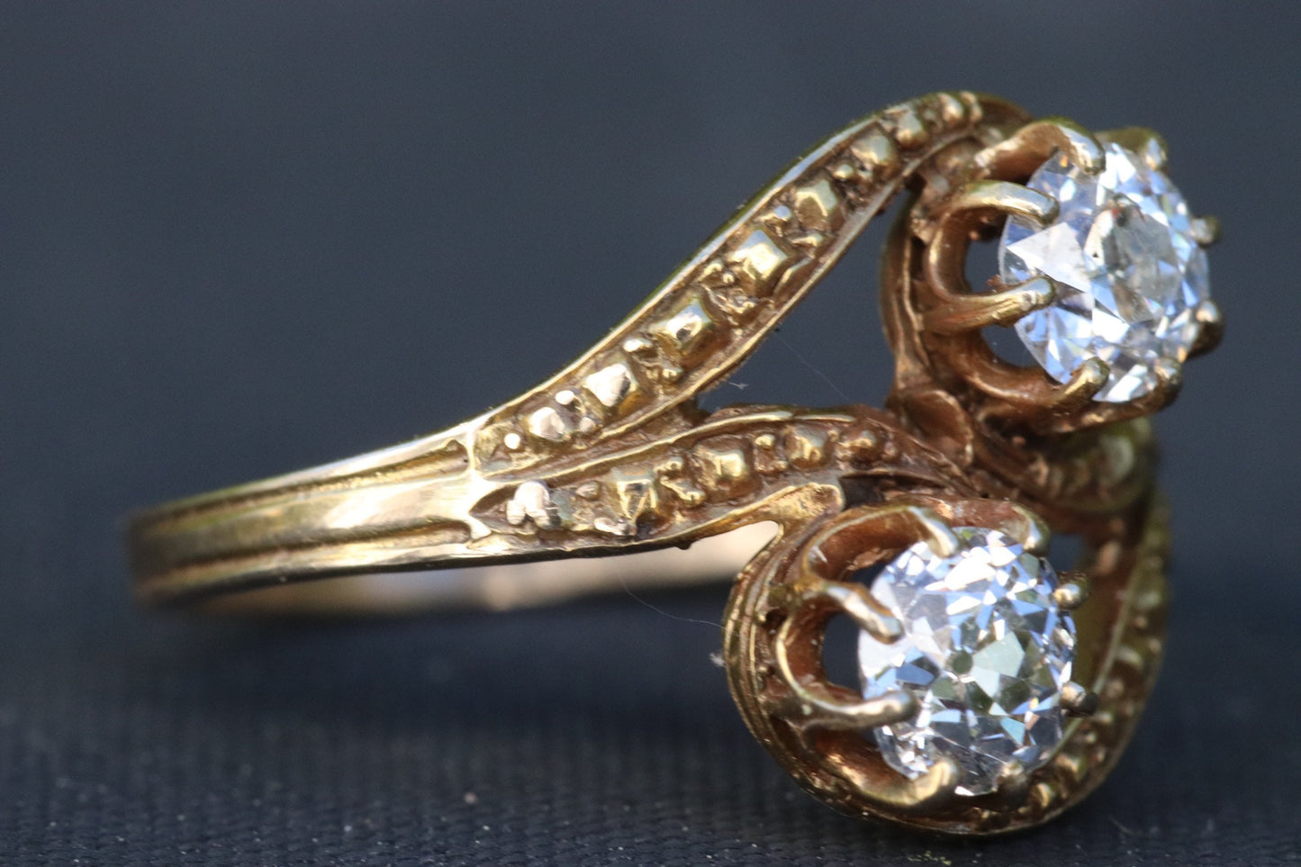 1.1 ctw old mine cut diamond toi et moi ring set in 14k yellow gold size 7 (sizable)