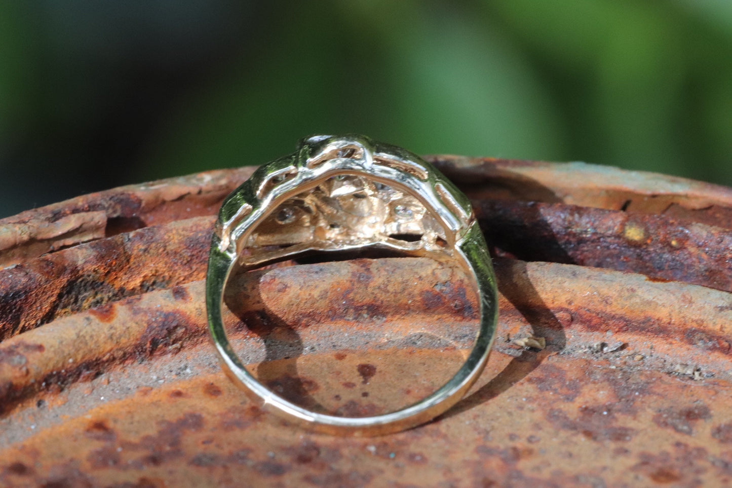 10k yellow gold diamond pave ring size 5.75 (sizable)