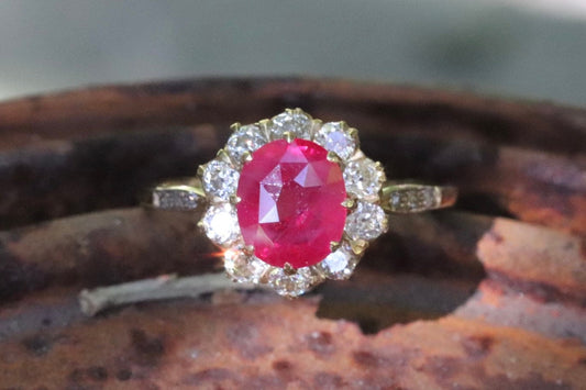 18k yellow gold natural Burmese ruby (heat only) and diamond ring size 7 sizable