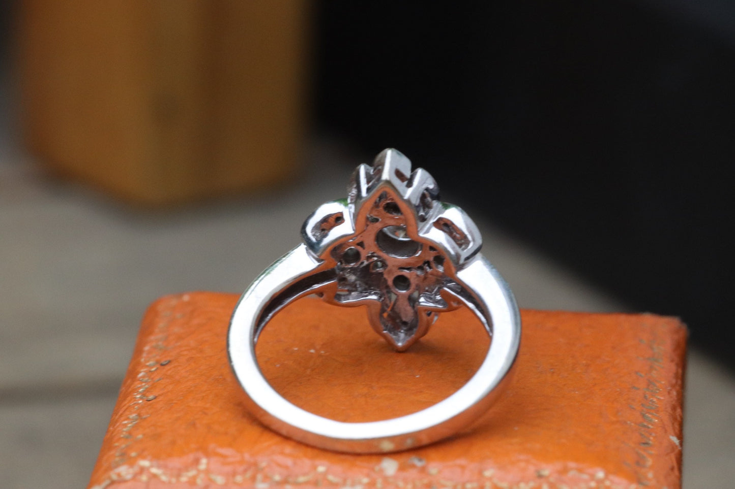 14k white gold and diamond vintage inspired ring size 5.25 sizable