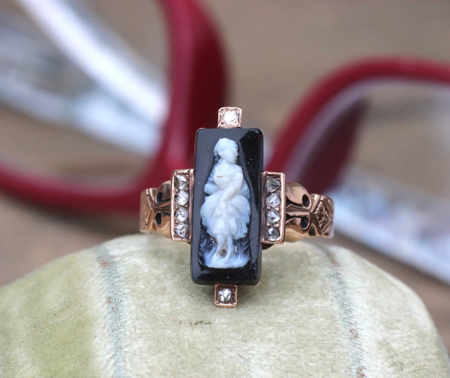 Antique Victorian 1880 14k Rose Gold Hand Engraved Agate Cameo Ring rose cut diamonds size 3.5