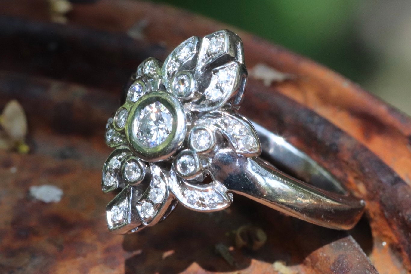 14k white gold and diamond vintage inspired ring size 5.25 sizable