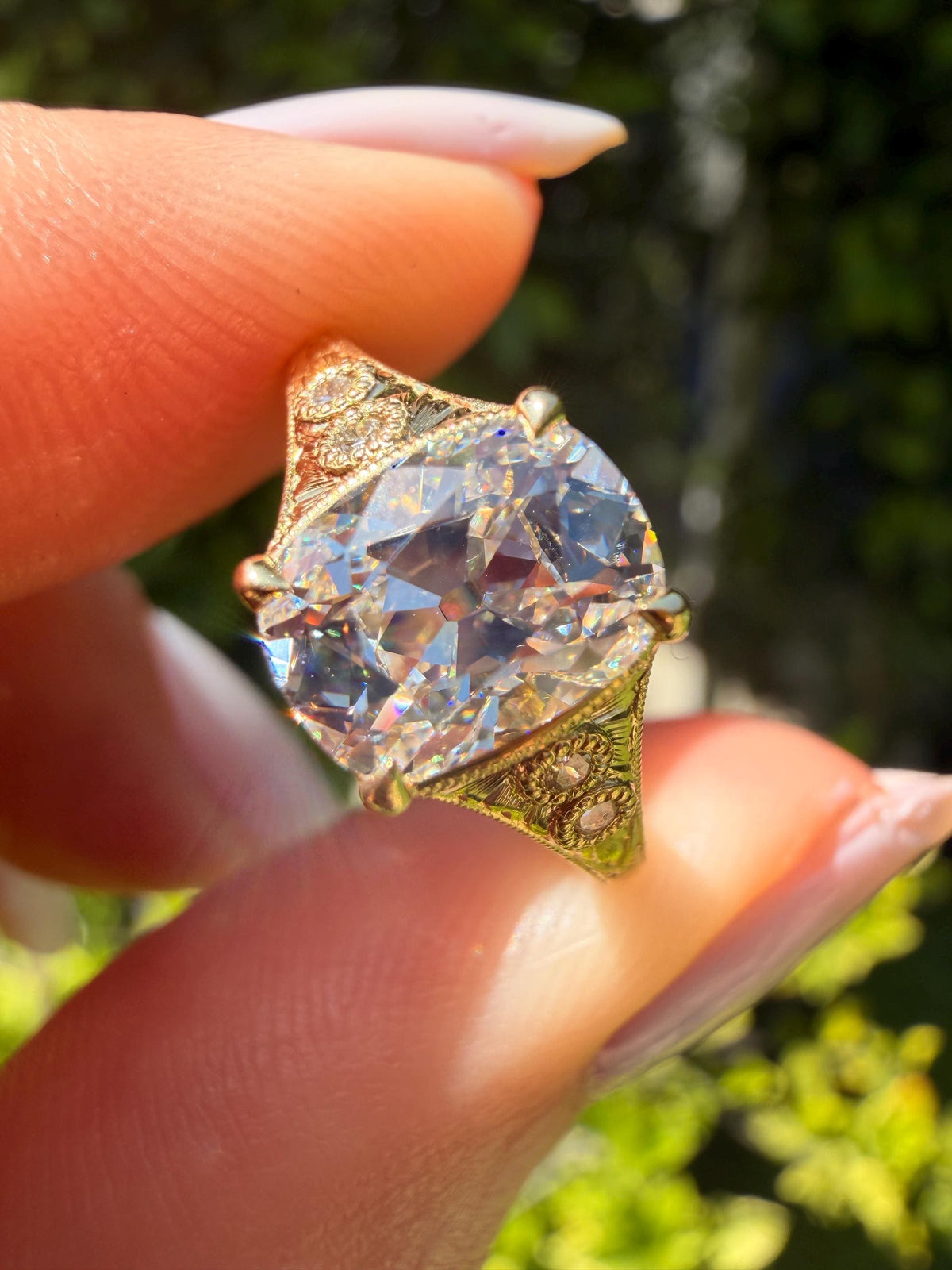 Yellow gold (18k) and old mine cut diamond ring engraved Taylor Swift