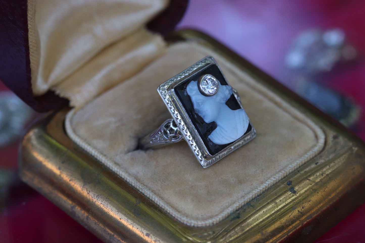 14k white gold onyx cameo ring with .17 old mine cut diamond size 5.25 sizable